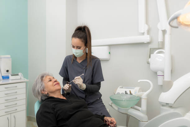 Best Broken or Cracked Tooth Emergency Dentist in Holden Heights, FL